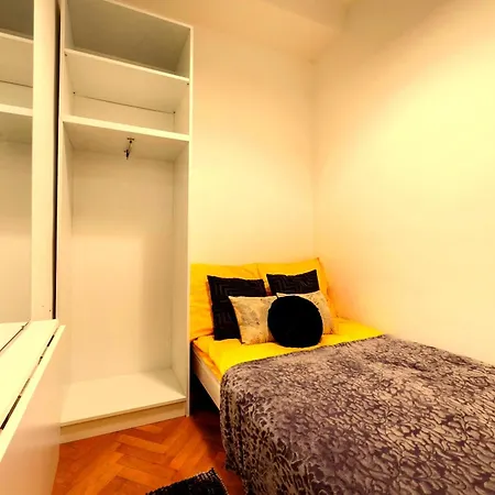 Newbuda Feel Good * Budapest